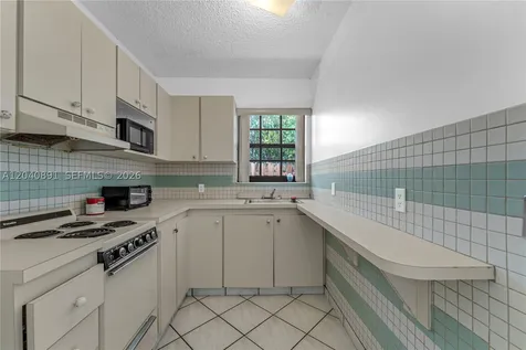 6860 SW 18th Street Miami FL 33155