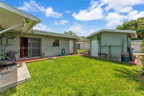 6860 SW 18th Street Miami FL 33155