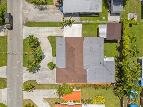 6860 SW 18th Street Miami FL 33155