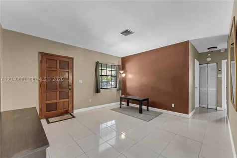 6860 SW 18th Street Miami FL 33155
