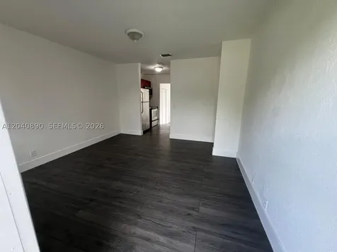 3251 SW 56th Avenue West Park FL 33023