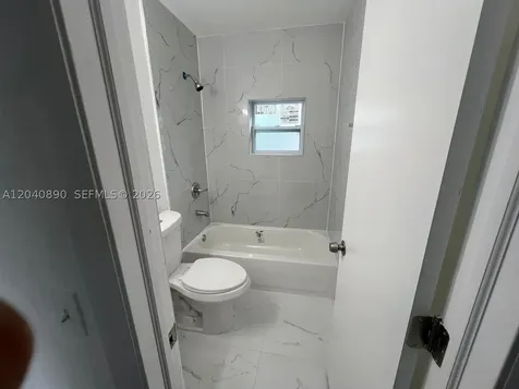 3251 SW 56th Avenue West Park FL 33023
