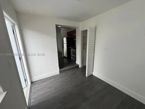 3251 SW 56th Avenue West Park FL 33023
