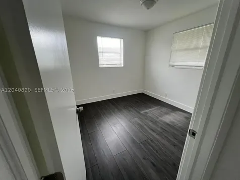 3251 SW 56th Avenue West Park FL 33023