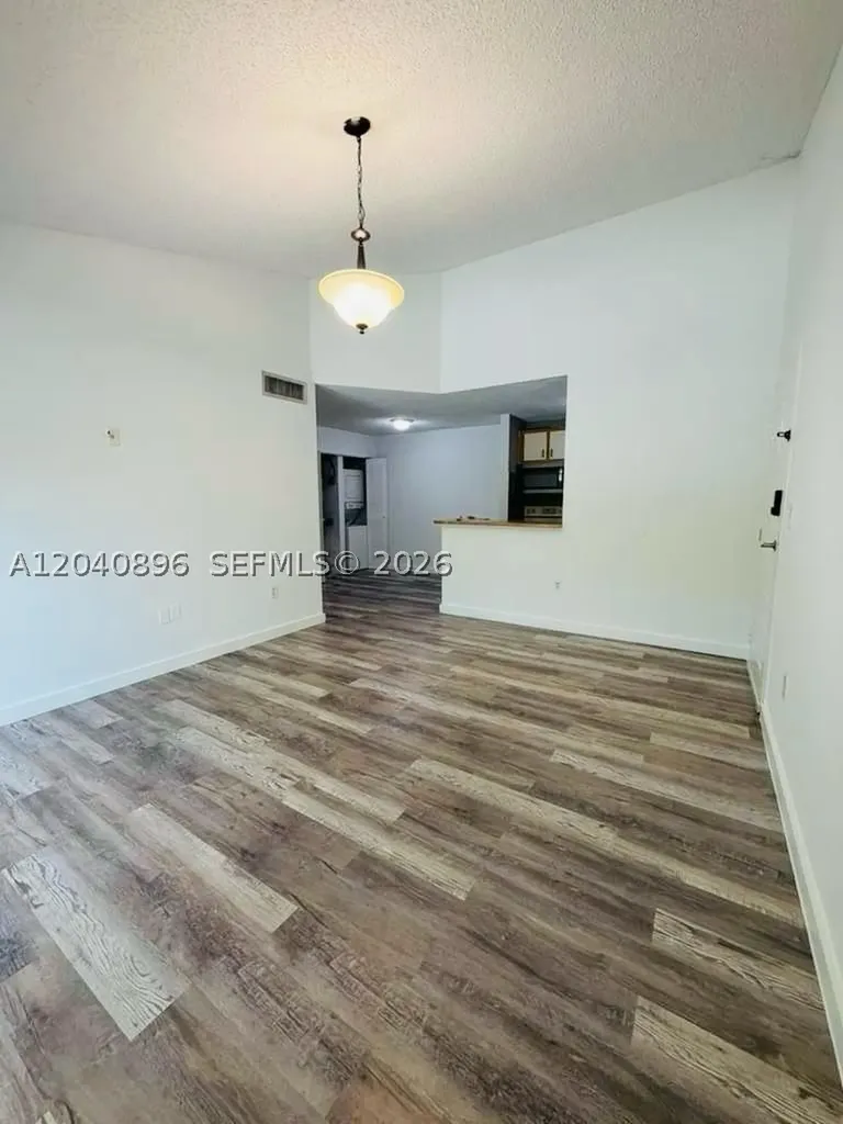 15530 SW 80th Street Miami FL 33193