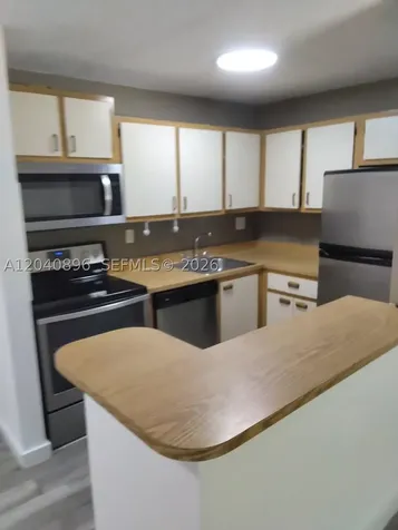 15530 SW 80th Street Miami FL 33193