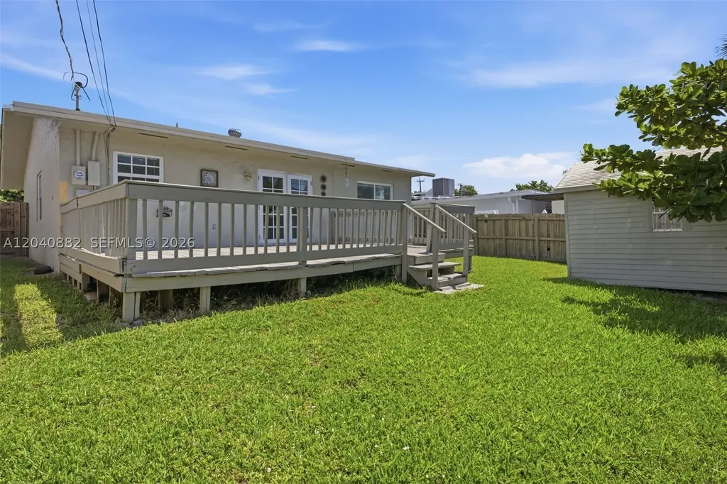 816 Johnson Street Hollywood FL 33019