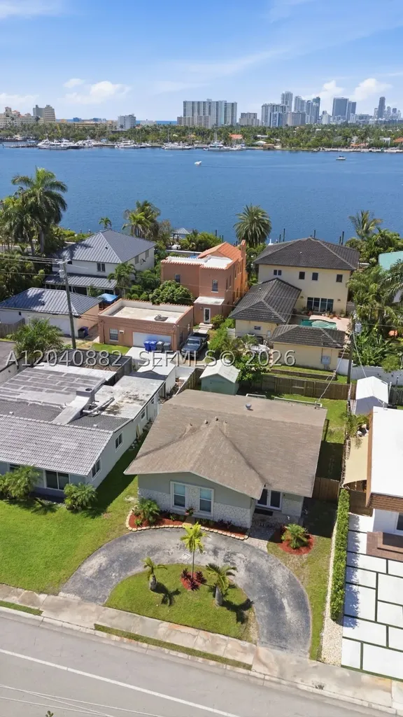 816 Johnson Street Hollywood FL 33019