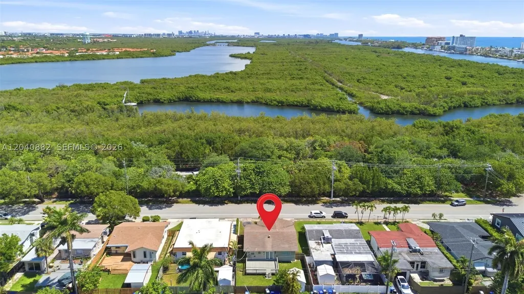 816 Johnson Street Hollywood FL 33019