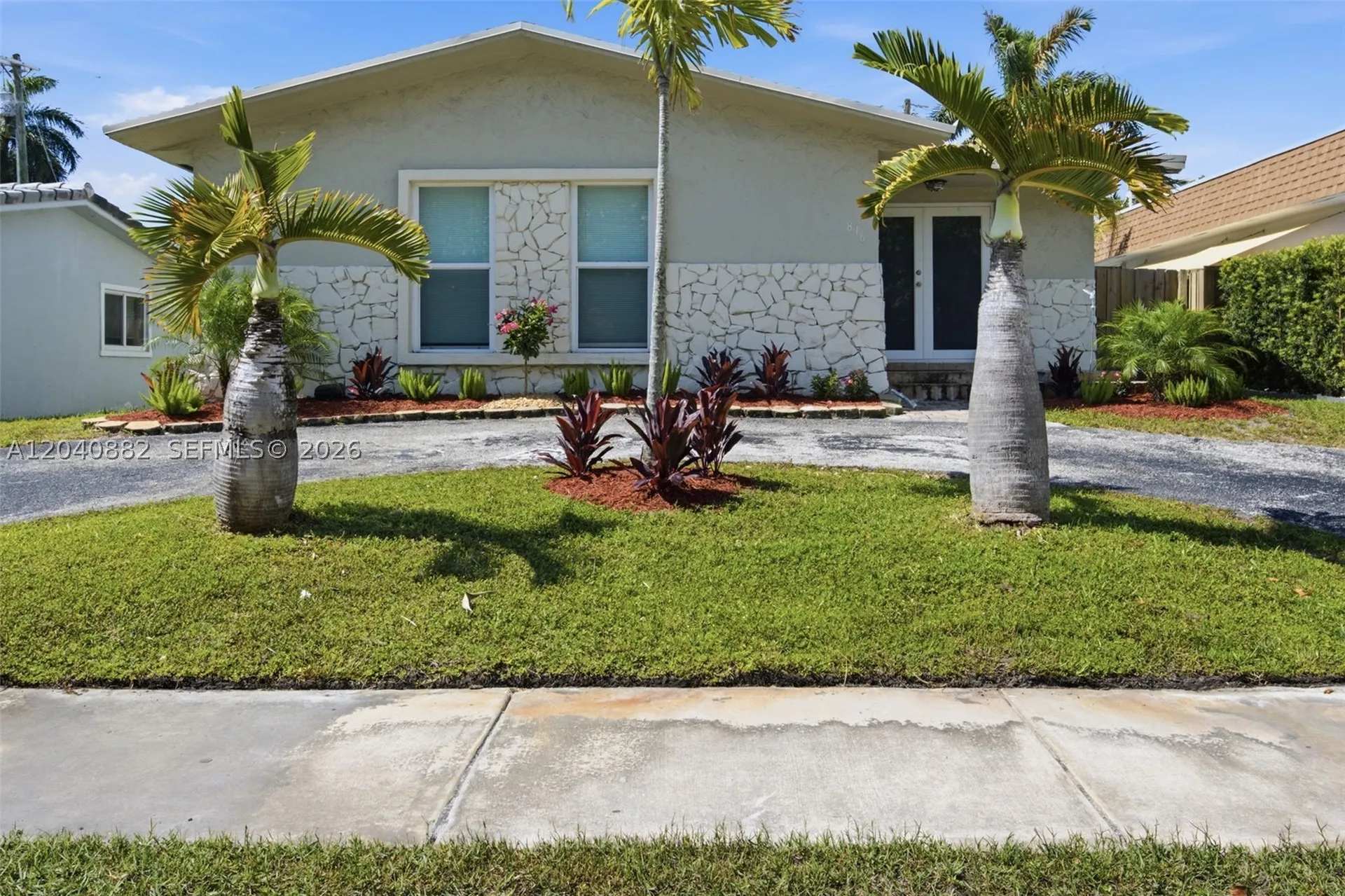 816 Johnson Street Hollywood FL 33019