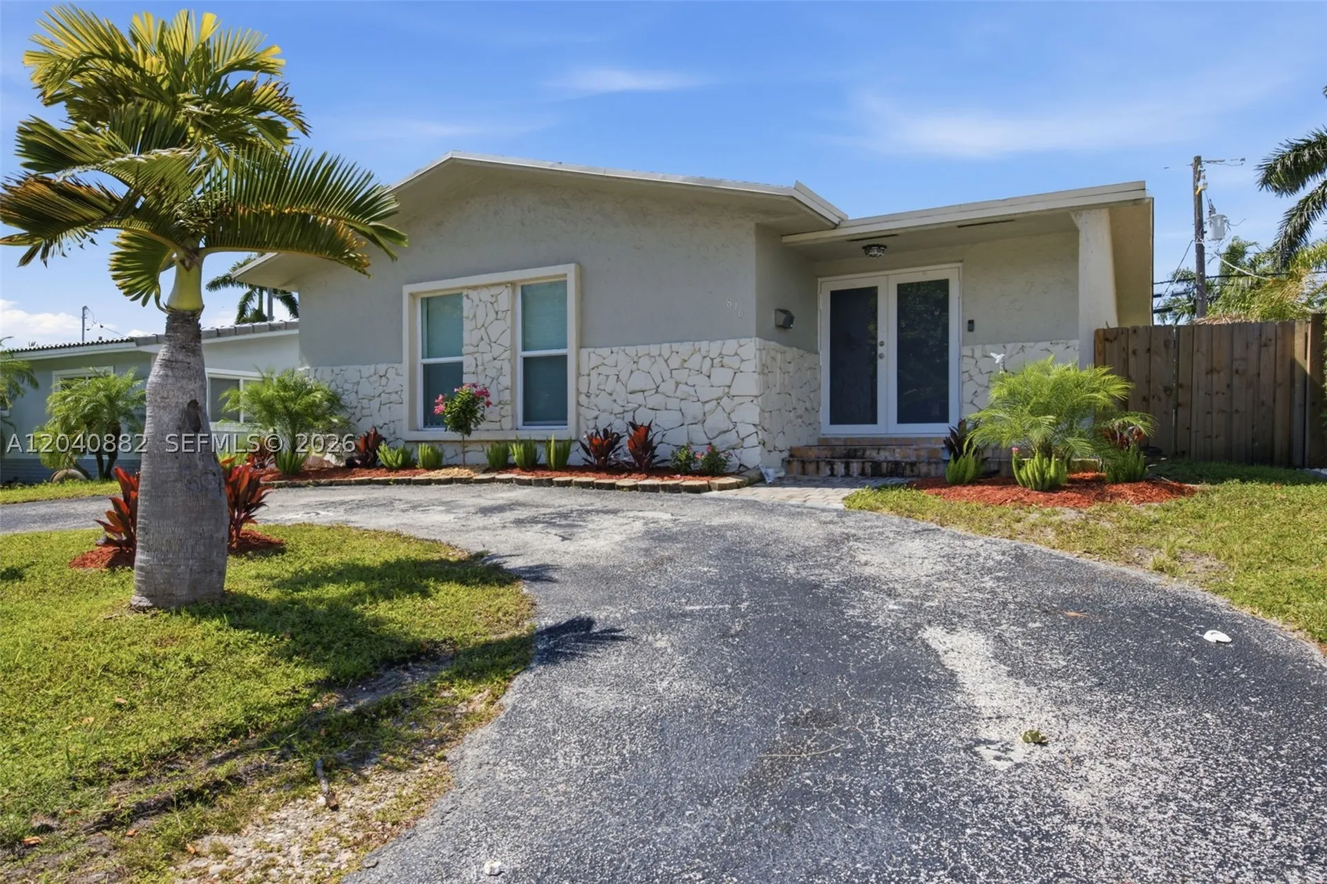 816 Johnson Street Hollywood FL 33019