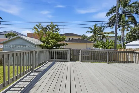 816 Johnson Street Hollywood FL 33019