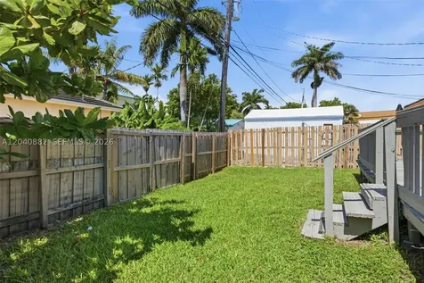 816 Johnson Street Hollywood FL 33019