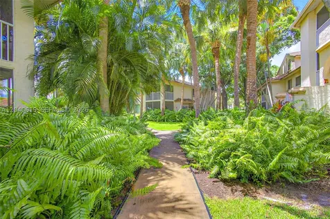 3204 Glenmoor Drive West Palm Beach FL 33409