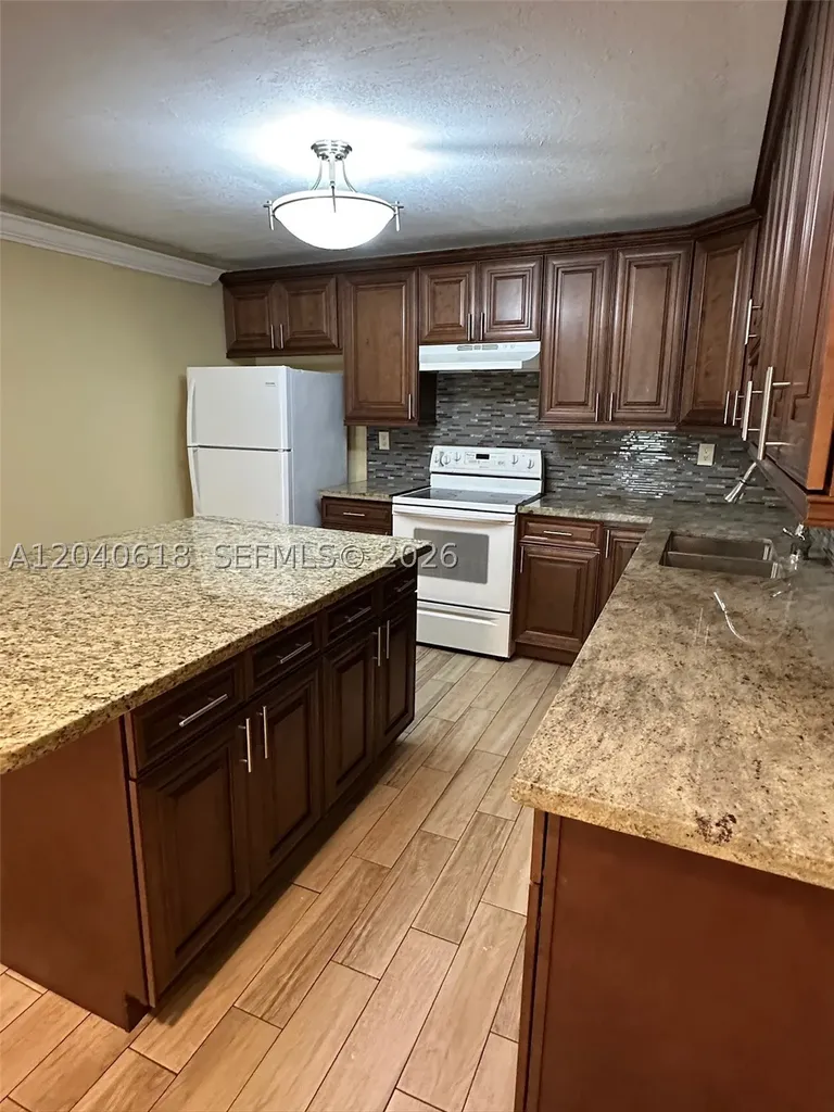 4114 NW 88th Avenue Coral Springs FL 33065