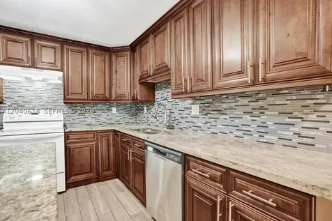 4114 NW 88th Avenue Coral Springs FL 33065