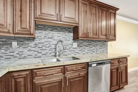 4114 NW 88th Avenue Coral Springs FL 33065