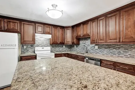 4114 NW 88th Avenue Coral Springs FL 33065