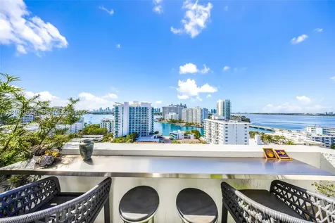 1621 Bay Road Miami Beach FL 33139