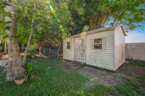 14941 SW 164th Terrace Miami FL 33187