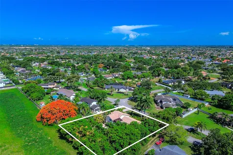 14941 SW 164th Terrace Miami FL 33187