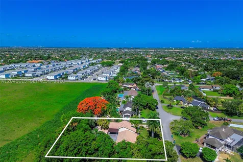 14941 SW 164th Terrace Miami FL 33187