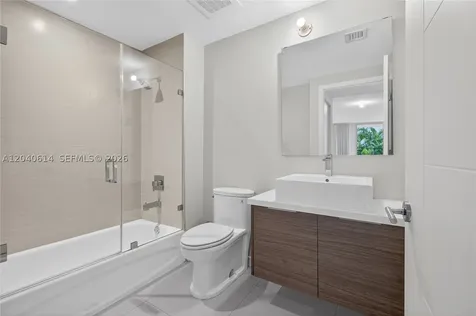 1010 SW 2nd Avenue Miami FL 33130