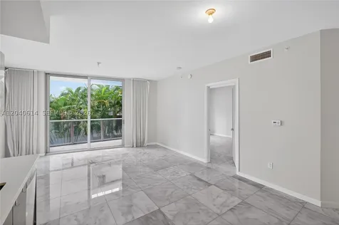 1010 SW 2nd Avenue Miami FL 33130