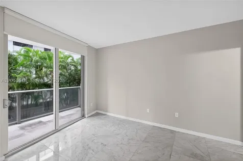 1010 SW 2nd Avenue Miami FL 33130