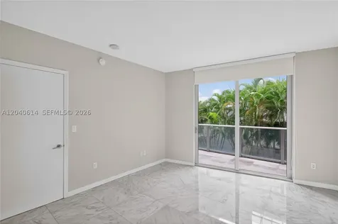1010 SW 2nd Avenue Miami FL 33130