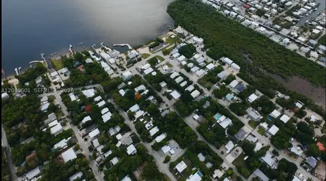 31 Dolphin Road Key Largo FL 33037