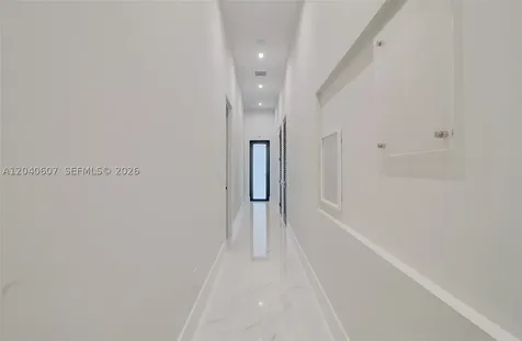 13052 NW 102nd Avenue Hialeah Gardens FL 33018