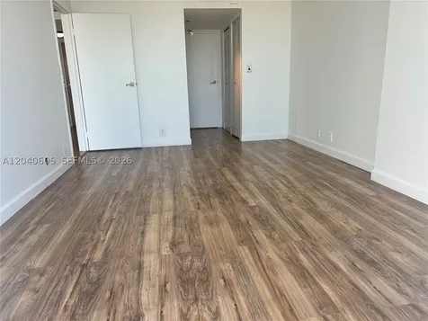 7601 E Treasure Drive North Bay Village FL 33141