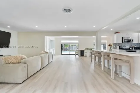 885 Azalea Court Plantation FL 33317