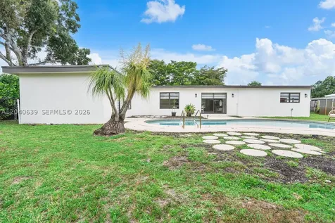 885 Azalea Court Plantation FL 33317