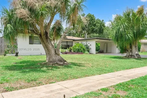 885 Azalea Court Plantation FL 33317