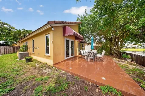 15307 SW 52nd Terrace Miami FL 33185