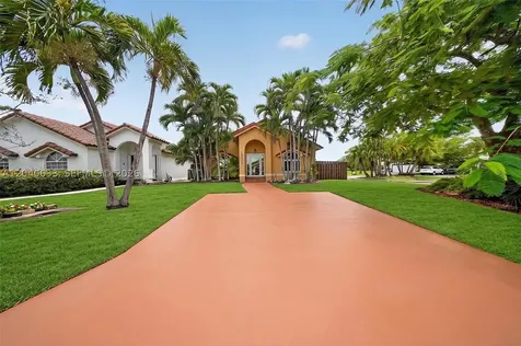 15307 SW 52nd Terrace Miami FL 33185