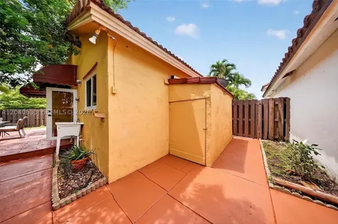 15307 SW 52nd Terrace Miami FL 33185