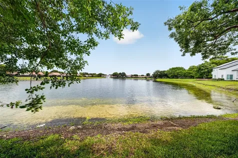 15307 SW 52nd Terrace Miami FL 33185