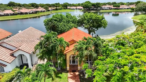 15307 SW 52nd Terrace Miami FL 33185