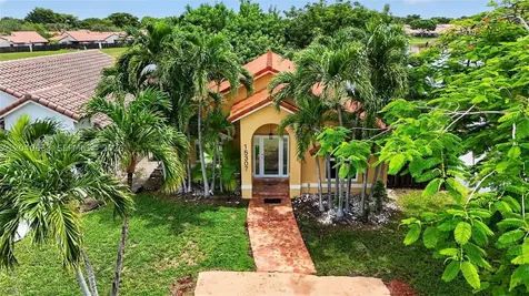 15307 SW 52nd Terrace Miami FL 33185
