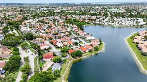 15307 SW 52nd Terrace Miami FL 33185