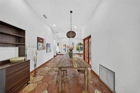 15307 SW 52nd Terrace Miami FL 33185