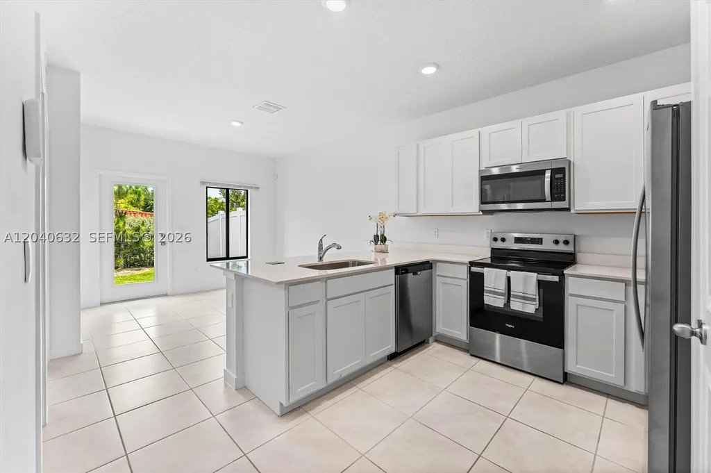 4825 Dillion Street Lake Worth FL 33463