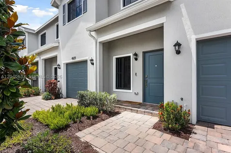 4825 Dillion Street Lake Worth FL 33463