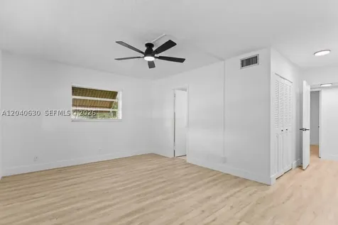 414 SE 10th Street Dania Beach FL 33004