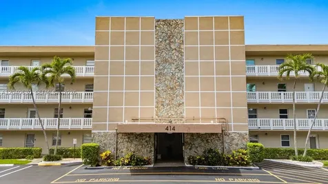 414 SE 10th Street Dania Beach FL 33004