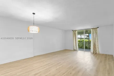 414 SE 10th Street Dania Beach FL 33004