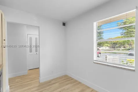 414 SE 10th Street Dania Beach FL 33004